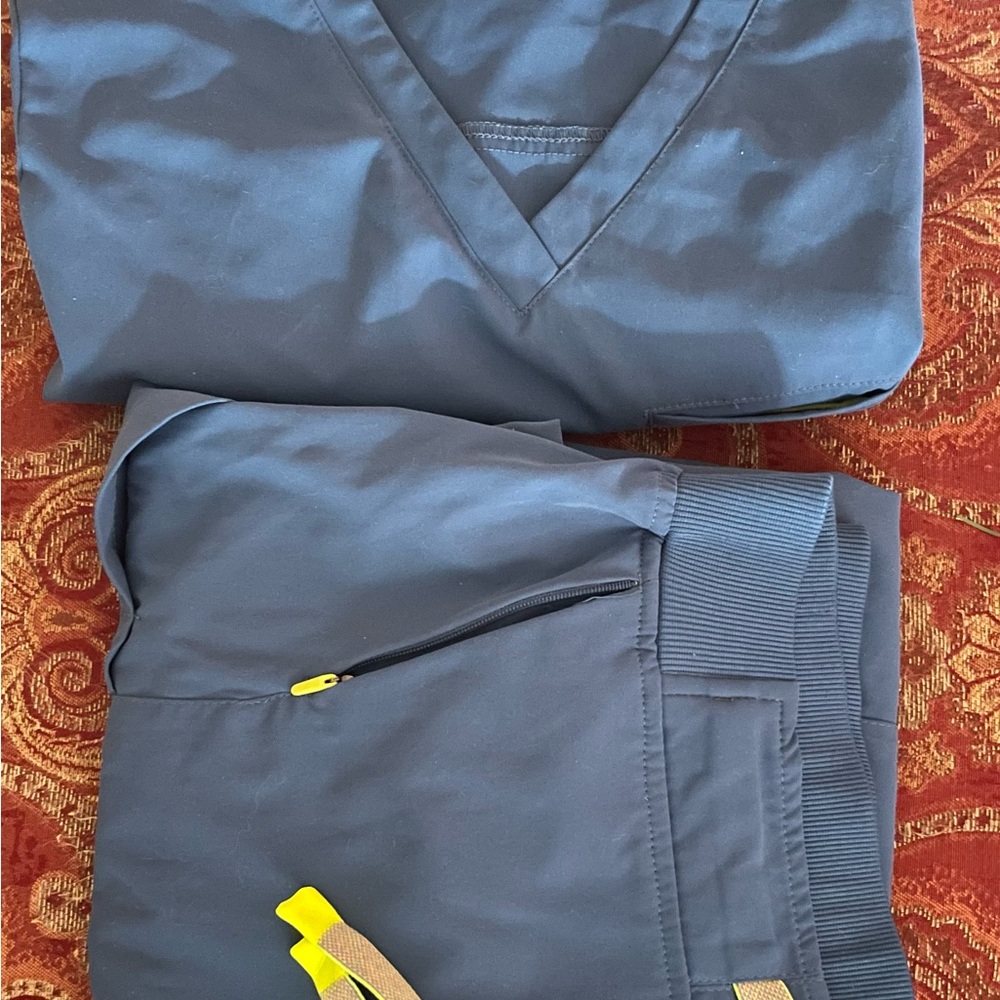 Ladies Medelita Scrubs